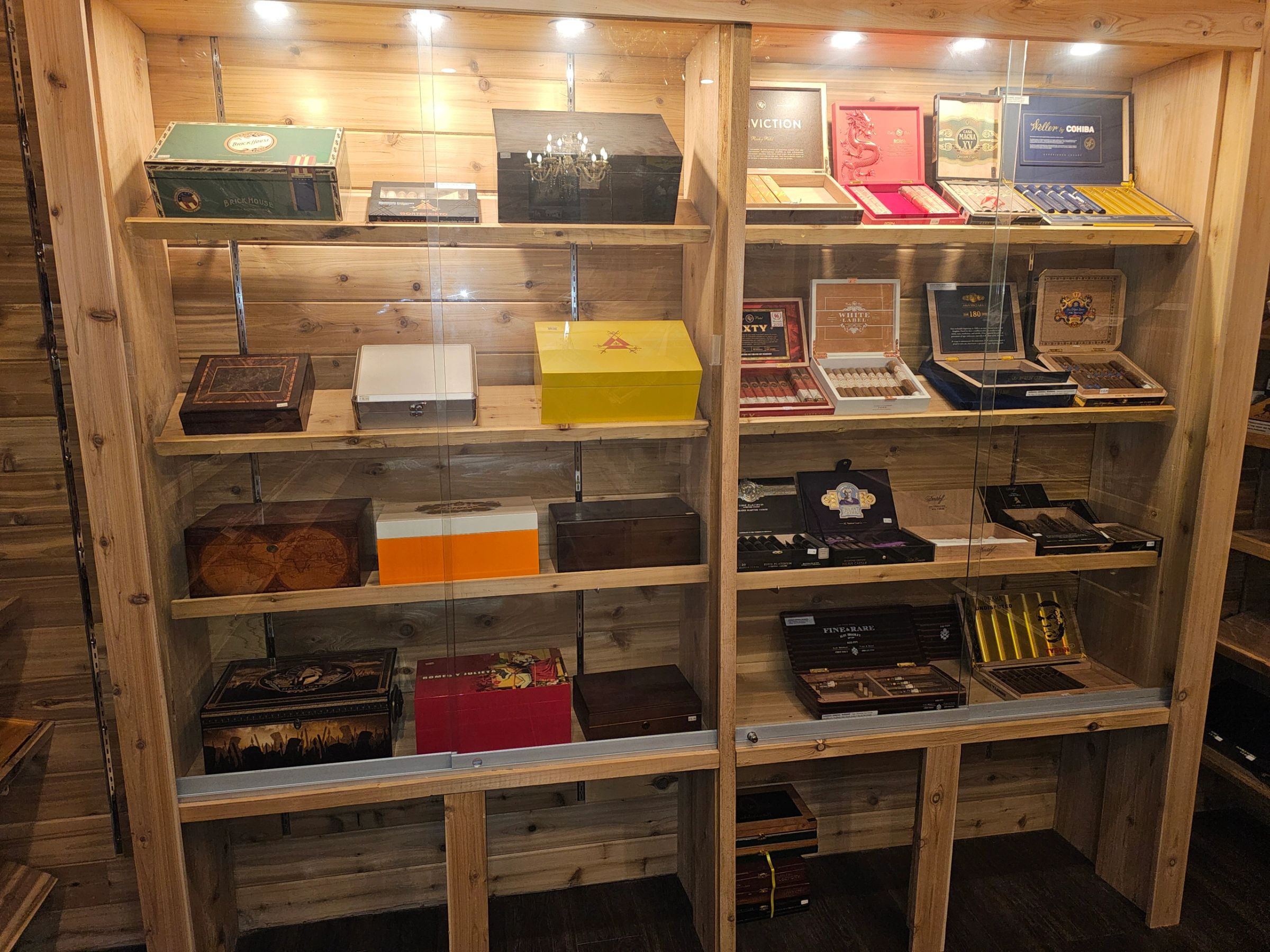Member lockers and humidor shelving